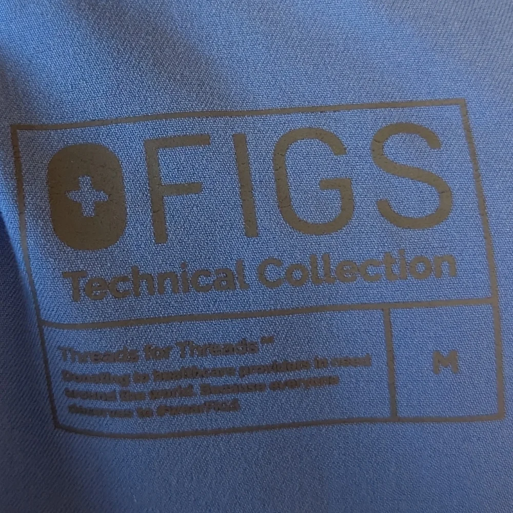 FIGS Men's Tansen Jogger Scrub Pants Size Medium Ceil Blue